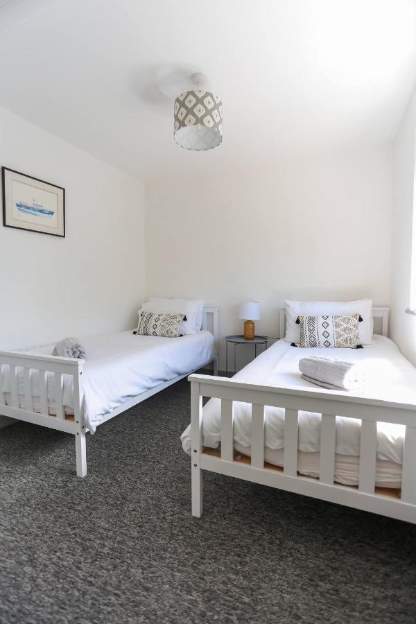 Shorebreak - Bracklesham Bay Apartment Чичестър Екстериор снимка