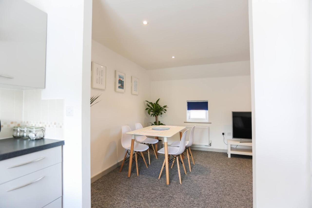 Shorebreak - Bracklesham Bay Apartment Чичестър Екстериор снимка